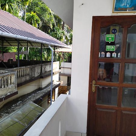 Greenview Homestay Kochi Екстер'єр фото